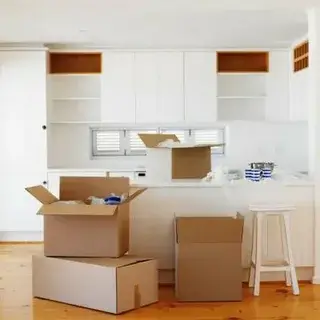 Komşulara haber vermeden ev taşımak huzursuzluk yaratabilir. : Kapak Görseli