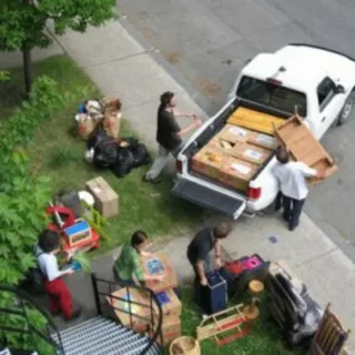 Şehir İçi Taşımacılık: İpuçları ve Maliyet Analizi : Kapak Görseli